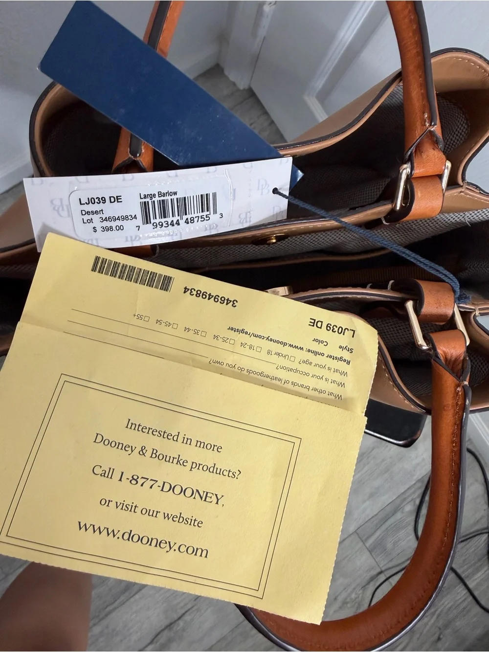 Dooney & Bourke Large City Barlow
